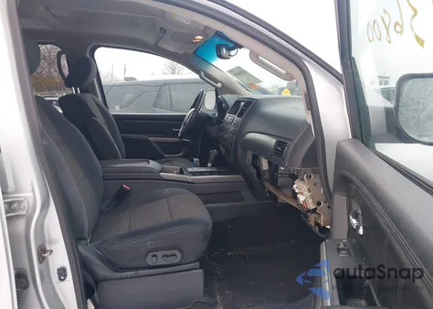 2015 Nissan Armada Platinum/Sl/Sv from USA, damaged, VIN 5N1AA0NC8FN604911